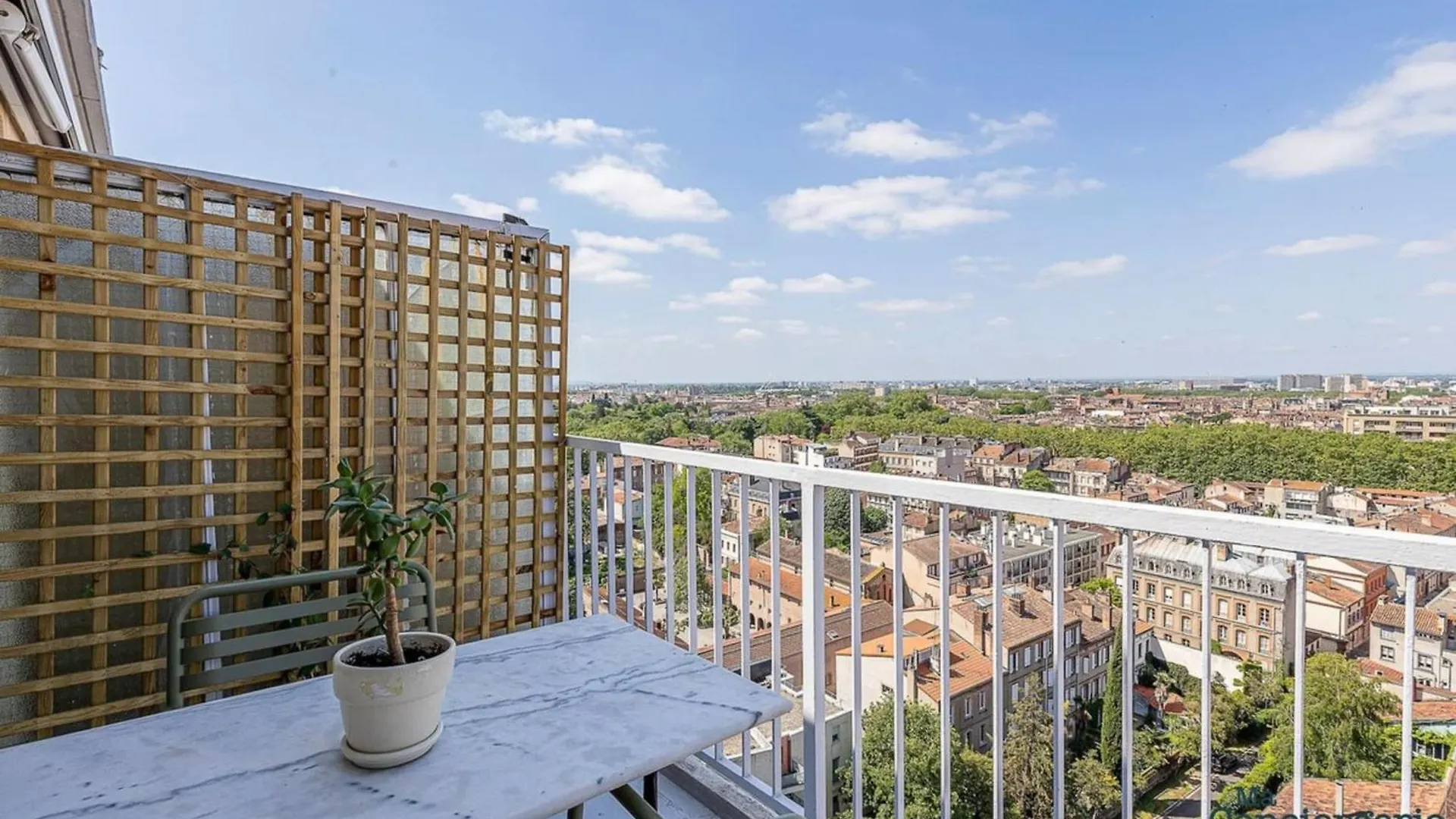 Montaudran Place Dupuy - Vue Panoramique -Metro Toulouse 0*,  Frankrike